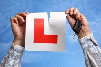 Jillian MacKenzie from Kilmaurs passed her driving test at Irvine Driving Test Centre with only TWO DRIVING FAULTS!<br />
A fantastic result which shows how much hard work and determination went into Jillian´s lessons.<br />
A very well deserved pass.